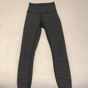 Lululemon leggings 28”